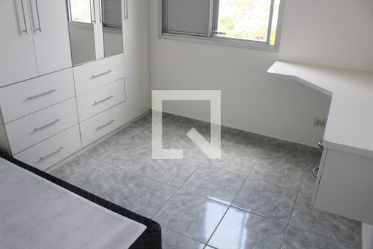 Quarto 3 de apartamento para alugar com 3 quartos, 64m² em Vila Marina, São Paulo