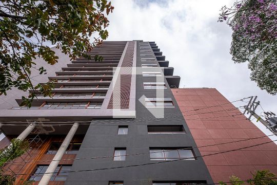 Fachada de kitnet/studio para alugar com 1 quarto, 27m² em Jardim das Bandeiras, São Paulo