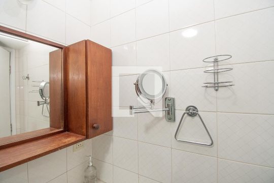 Detalhe Banheiro de kitnet/studio para alugar com 1 quarto, 40m² em Botafogo, Campinas
