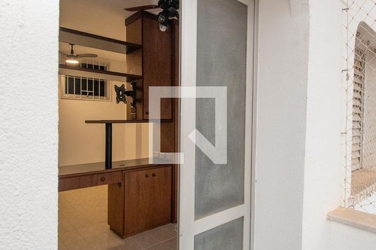 Varanda Sala de kitnet/studio para alugar com 1 quarto, 40m² em Botafogo, Campinas