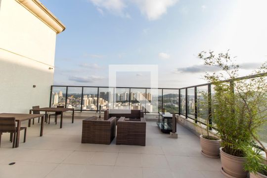 Área comum de apartamento para alugar com 3 quartos, 96m² em Alphaville Empresarial, Barueri