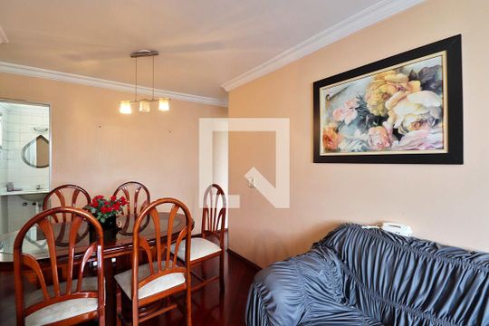 Sala de apartamento para alugar com 2 quartos, 51m² em Parque das Nações, Santo André