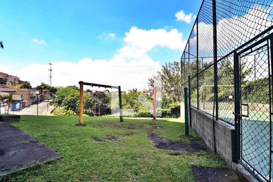 Quadra de apartamento para alugar com 2 quartos, 51m² em Parque das Nações, Santo André