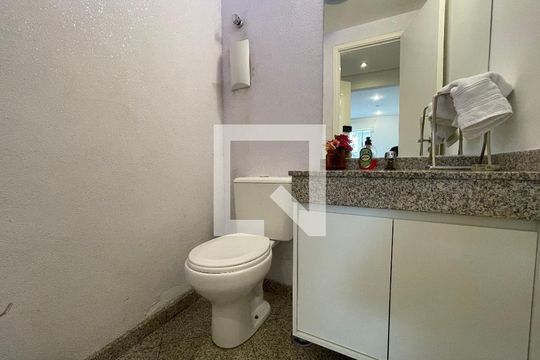 Lavabo de apartamento à venda com 4 quartos, 170m² em Cidade São Francisco, São Paulo