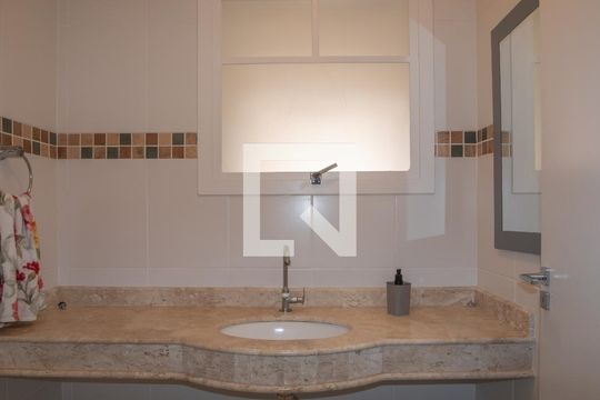 Lavabo de casa à venda com 4 quartos, 229m² em Jardim Santa Adelaide, Jundiaí