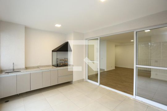 Varanda da sala de apartamento à venda com 3 quartos, 110m² em Vila Andrade, São Paulo