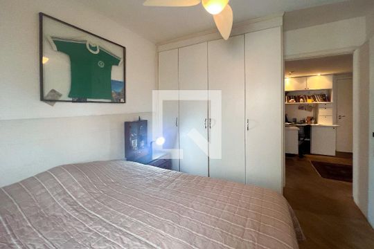 Suíte 3 de apartamento à venda com 4 quartos, 186m² em Itaim Bibi, São Paulo