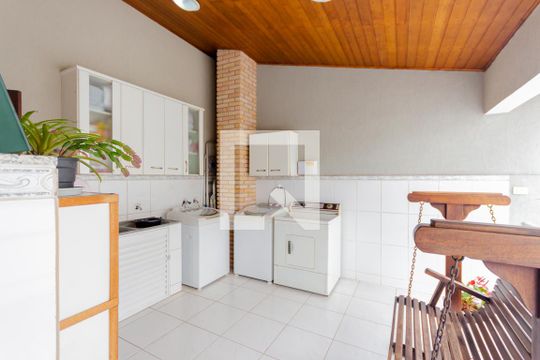Área de Serviço de casa à venda com 3 quartos, 360m² em Jardim, Santo André