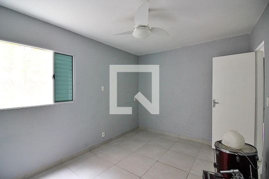 Quarto  de casa para alugar com 1 quarto, 55m² em Demarchi, São Bernardo do Campo