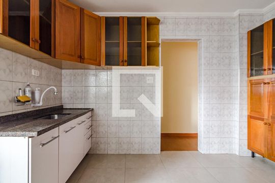 Cozinha de apartamento à venda com 2 quartos, 100m² em Pinheiros, São Paulo