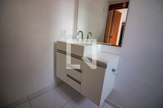 Banheiro 2 de apartamento para alugar com 3 quartos, 95m² em Cidade Monções, São Paulo
