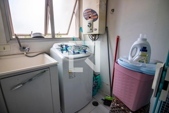 Área de Serviço de apartamento para alugar com 3 quartos, 95m² em Cidade Monções, São Paulo
