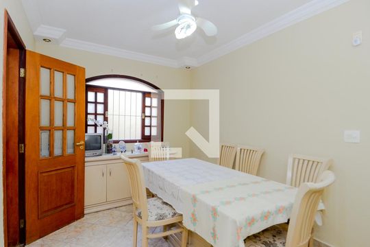 Copa de casa à venda com 3 quartos, 300m² em Jardim Vila Galvao, Guarulhos