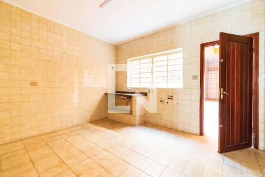 Cozinha de casa à venda com 3 quartos, 180m² em Jabaquara, São Paulo