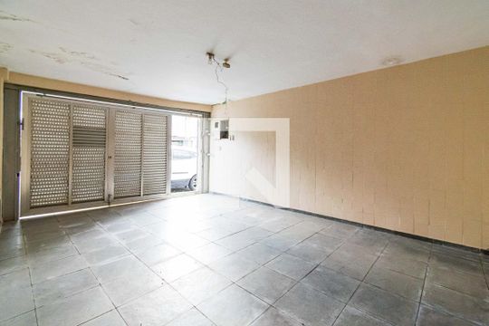 Garagem de casa à venda com 3 quartos, 180m² em Jabaquara, São Paulo
