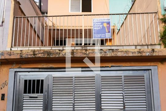Fachada de casa à venda com 3 quartos, 180m² em Jabaquara, São Paulo