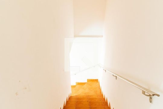 Escada de casa à venda com 3 quartos, 180m² em Jabaquara, São Paulo