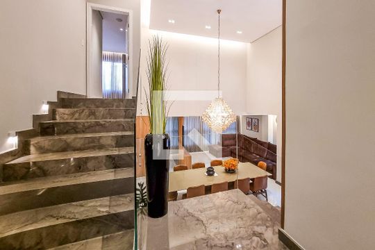 Escada de casa de condomínio à venda com 6 quartos, 550m² em Paquetá, Belo Horizonte