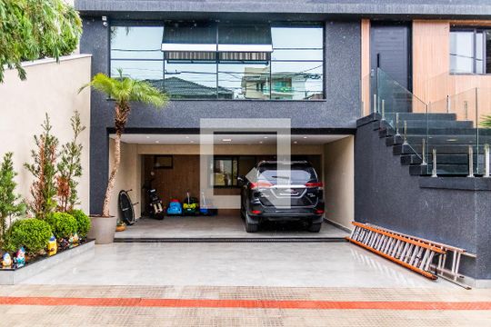 Garagem de casa de condomínio à venda com 6 quartos, 550m² em Paquetá, Belo Horizonte