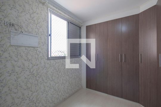 Quarto 1 de apartamento para alugar com 2 quartos, 53m² em Pestana, Osasco