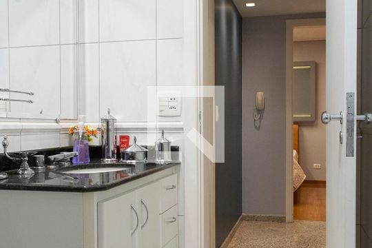 Banheiro de apartamento para alugar com 3 quartos, 110m² em Jardim São Paulo(zona Norte), São Paulo