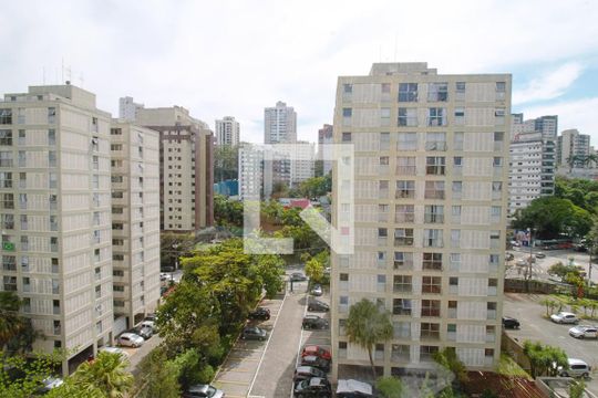 Vista da Sala de apartamento à venda com 3 quartos, 80m² em Vila Andrade, São Paulo