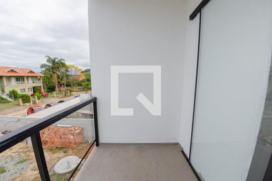 Sacada de casa para alugar com 4 quartos, 300m² em Rio Tavares Central, Florianópolis