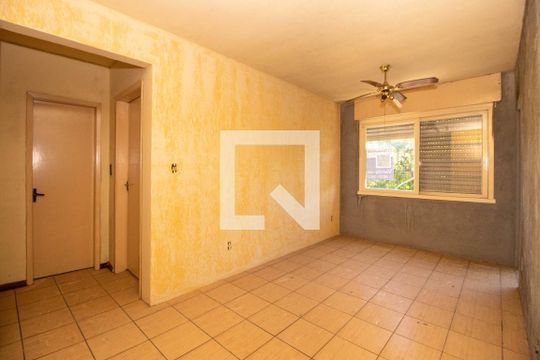 Apartamento à venda com 1 quarto, 55m² em Rubem Berta, Porto Alegre