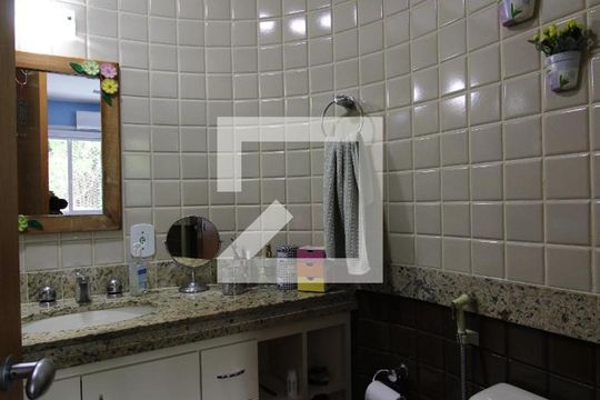 Banheiro da Suíte 01 de apartamento à venda com 3 quartos, 101m² em Anil, Rio de Janeiro