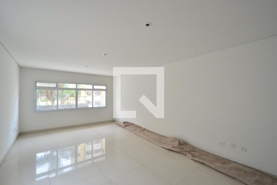 Sala de casa à venda com 3 quartos, 130m² em São Judas, São Paulo