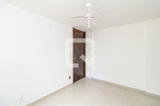 Sala de apartamento à venda com 2 quartos, 55m² em Praia da Bandeira, Rio de Janeiro