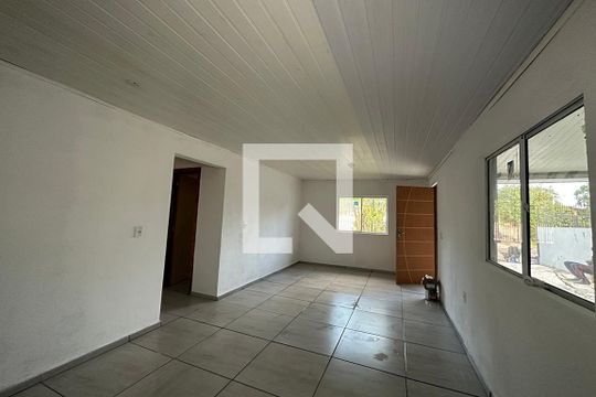 Sala de casa para alugar com 3 quartos, 120m² em Feitoria, São Leopoldo