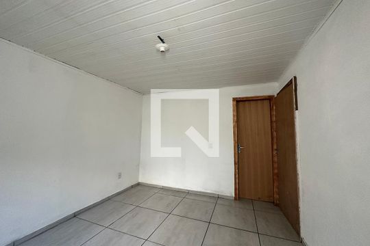 Quarto de casa para alugar com 3 quartos, 120m² em Feitoria, São Leopoldo