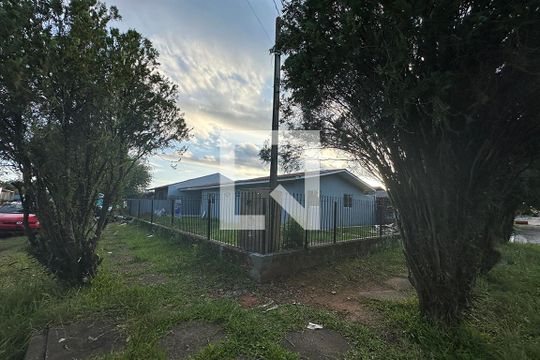 Fachada de casa para alugar com 3 quartos, 120m² em Feitoria, São Leopoldo