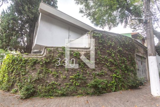Fachada de casa para alugar com 4 quartos, 400m² em Jardim do Mar, São Bernardo do Campo