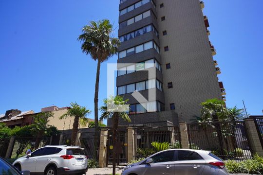 Fachada do Prédio de apartamento para alugar com 3 quartos, 150m² em Jardim Itu, Porto Alegre