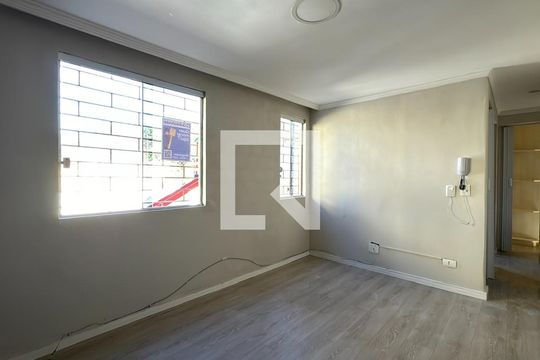 Apartamento à venda com 3 quartos, 43m² em Cidade Industrial, Curitiba