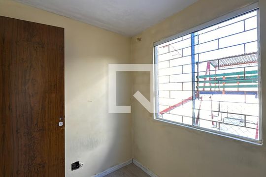 Quarto 2 de apartamento à venda com 3 quartos, 43m² em Cidade Industrial, Curitiba