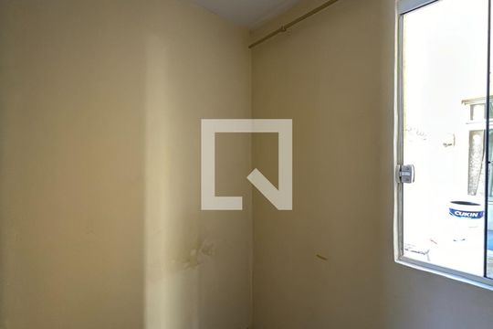 Quarto 1 de apartamento à venda com 3 quartos, 43m² em Cidade Industrial, Curitiba