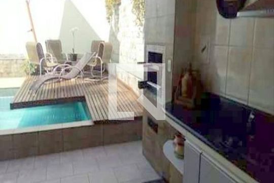 Casa para alugar com 4 quartos, 350m² em Castelo, Belo Horizonte