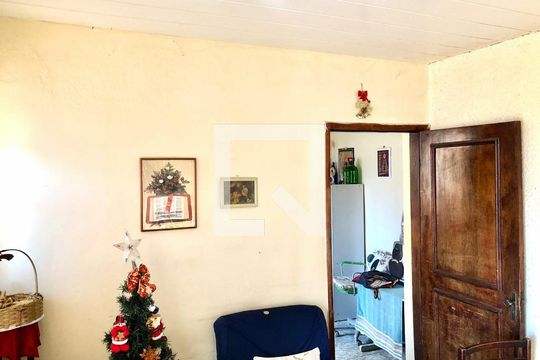 Casa à venda com 7 quartos, 256m² em Salgado Filho, Belo Horizonte