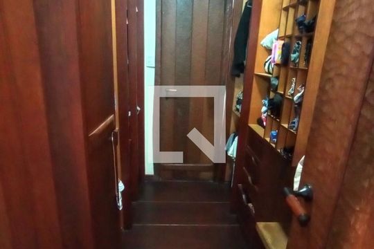 Casa à venda com 4 quartos, 370m² em Castelo, Belo Horizonte