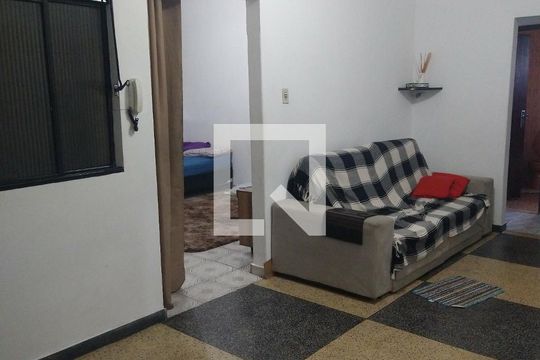 Casa à venda com 3 quartos, 320m² em Industrial, Contagem