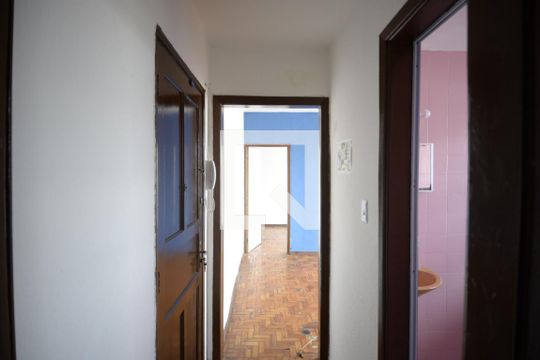 Corredor de apartamento para alugar com 1 quarto, 45m² em Sé, São Paulo