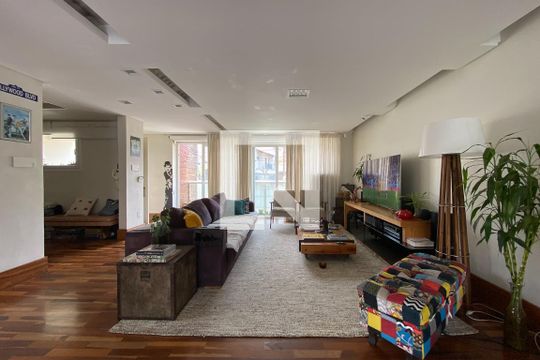 Sala de casa à venda com 3 quartos, 390m² em Olímpico, São Caetano do Sul