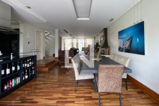 Sala de casa à venda com 3 quartos, 390m² em Olímpico, São Caetano do Sul