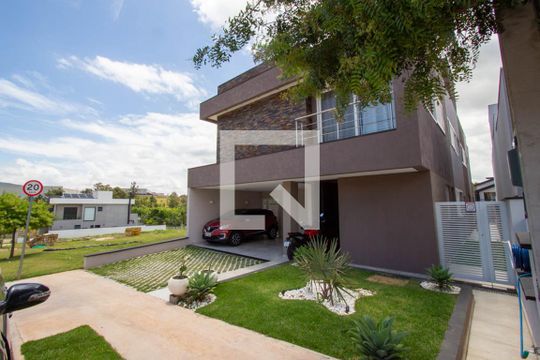 Fachada de casa de condomínio à venda com 4 quartos, 339m² em Loteamento Reserva Ermida, Jundiaí