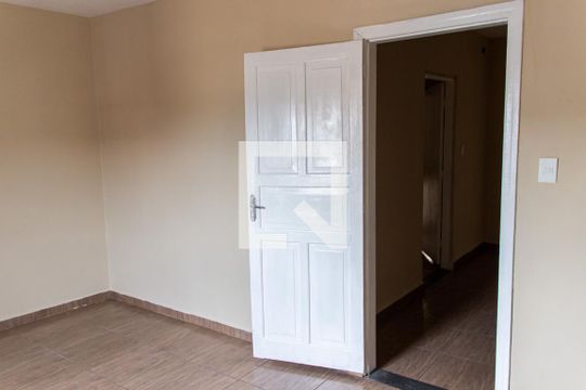 Quarto 1 de casa para alugar com 2 quartos, 70m² em Parque Mandi, São Paulo