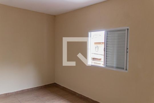 Quarto 1 de casa para alugar com 2 quartos, 70m² em Parque Mandi, São Paulo