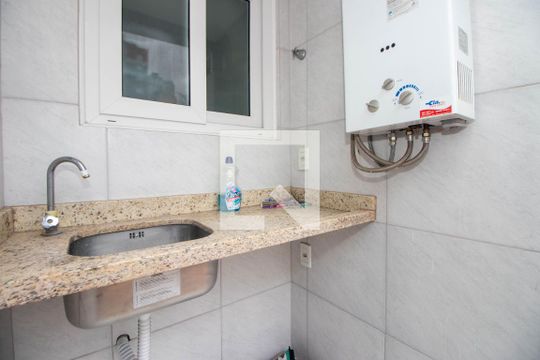 Área de Serviço de kitnet/studio à venda com 1 quarto, 55m² em Independência, Porto Alegre